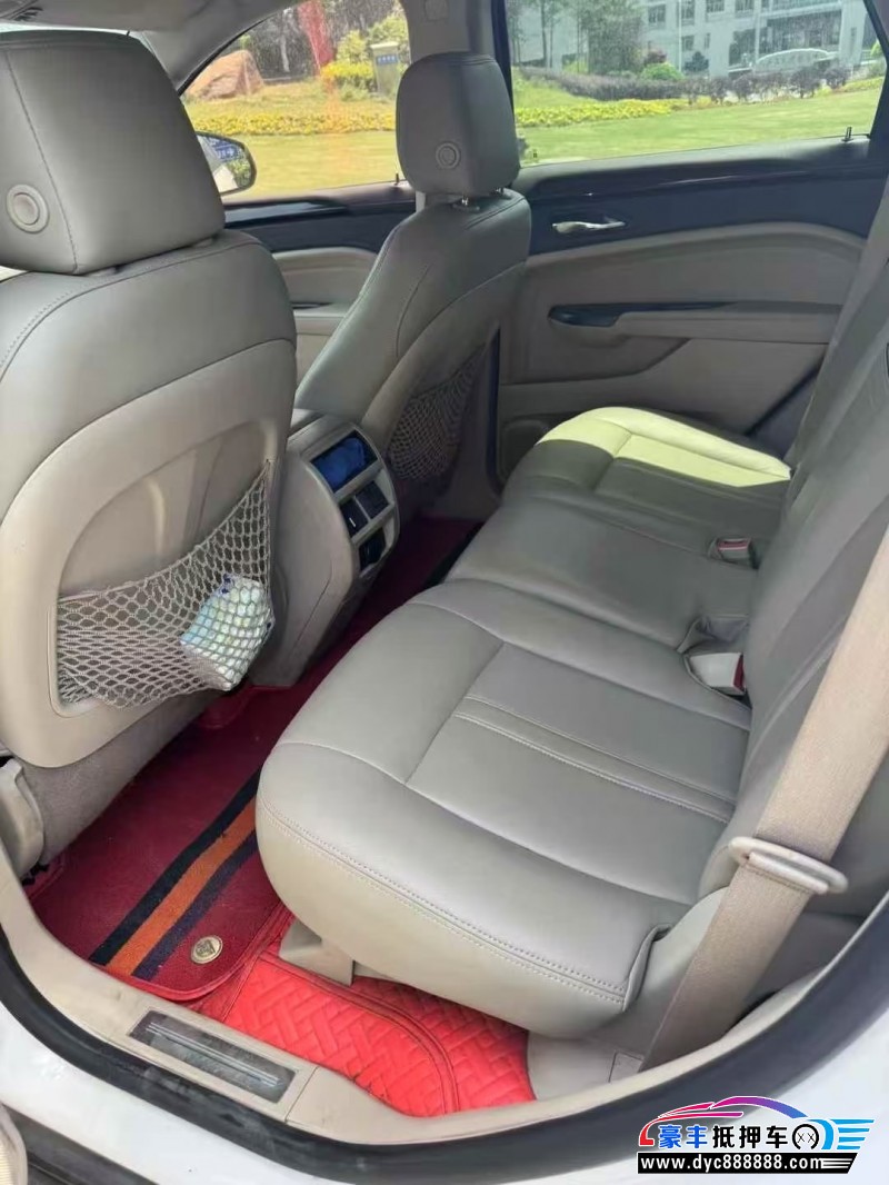 13年凯迪拉克SRX轿车抵押车出售