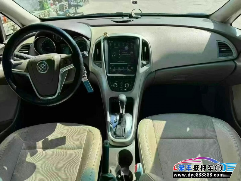 14年别克英朗轿车抵押车出售