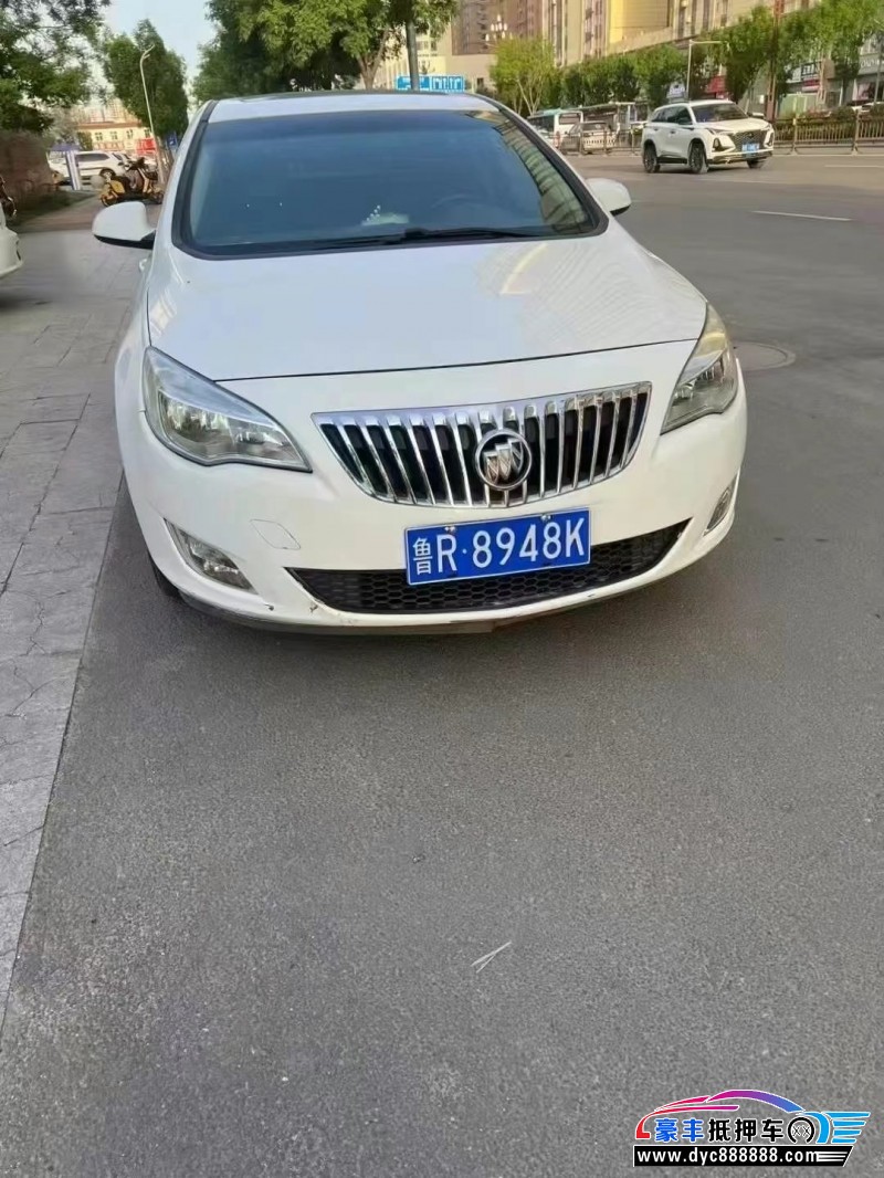 15年别克英朗轿车抵押车出售