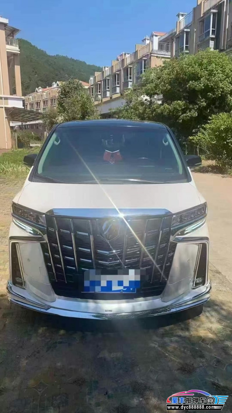 15年丰田埃尔法轿车抵押车出售