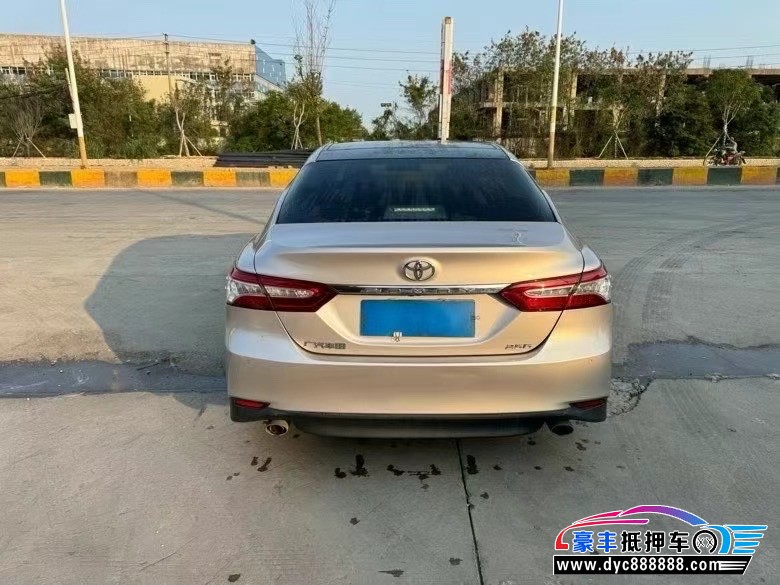 20年丰田凯美瑞轿车抵押车出售