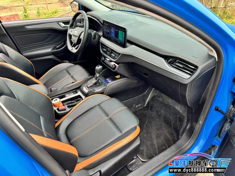 23年福特福克斯轿车抵押车出售