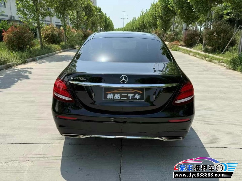 18年奔驰E轿车抵押车出售