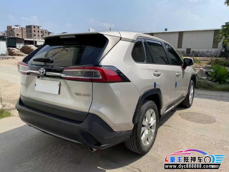 22年丰田威兰达轿车抵押车出售