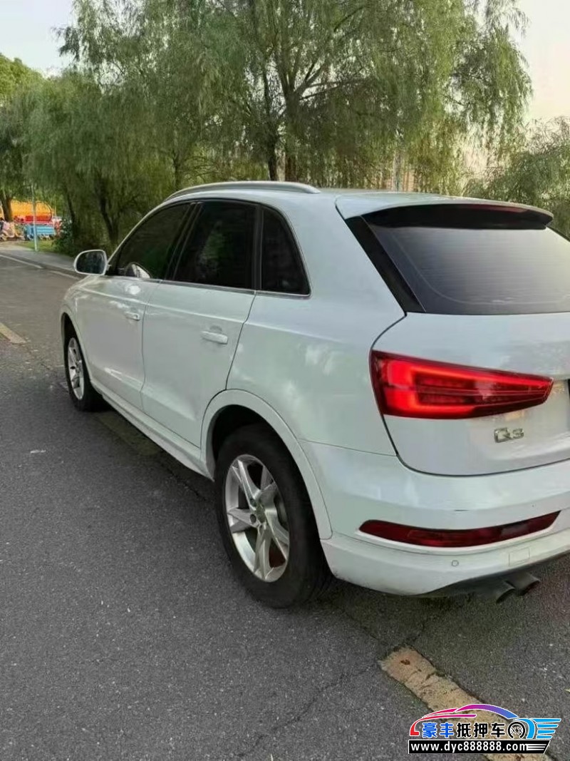18年奥迪Q3轿车抵押车出售