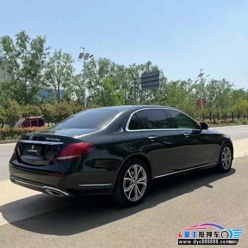 20年奔驰E轿车抵押车出售