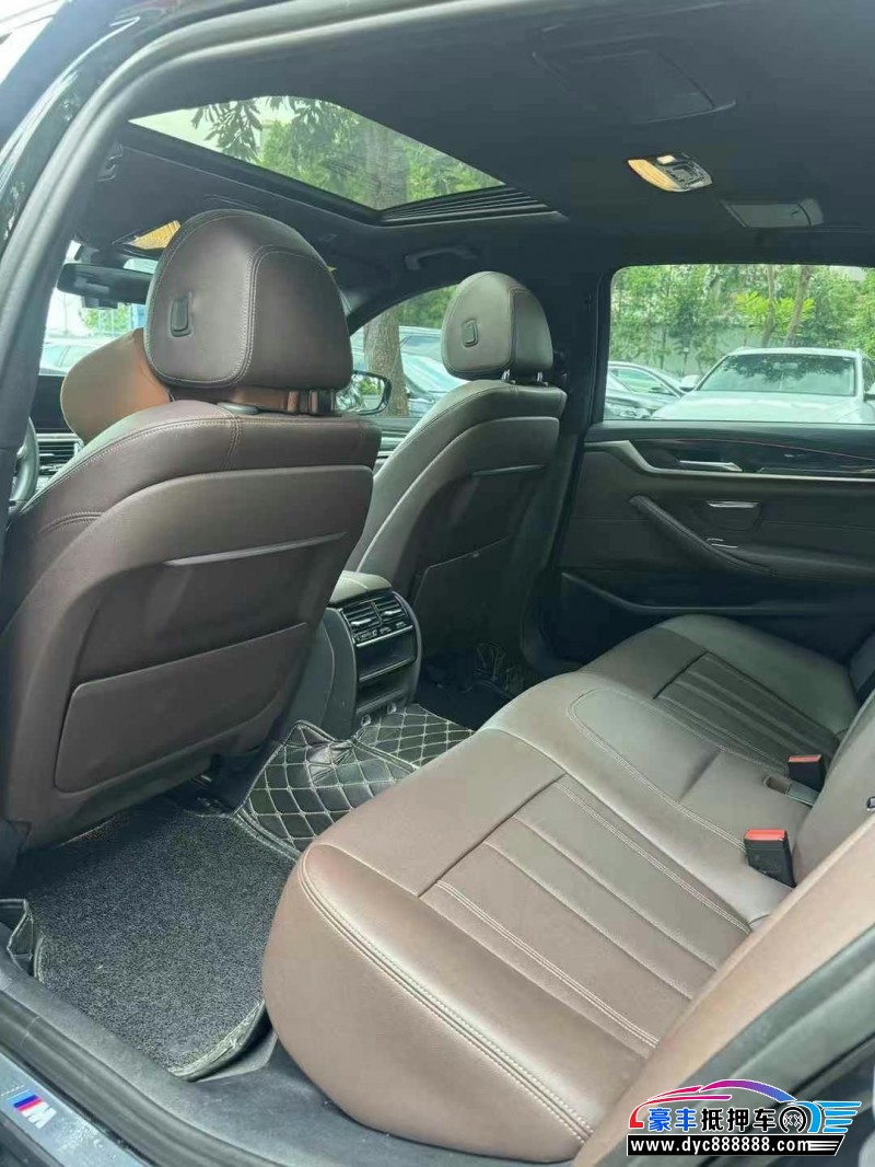 18年宝马5系轿车抵押车出售