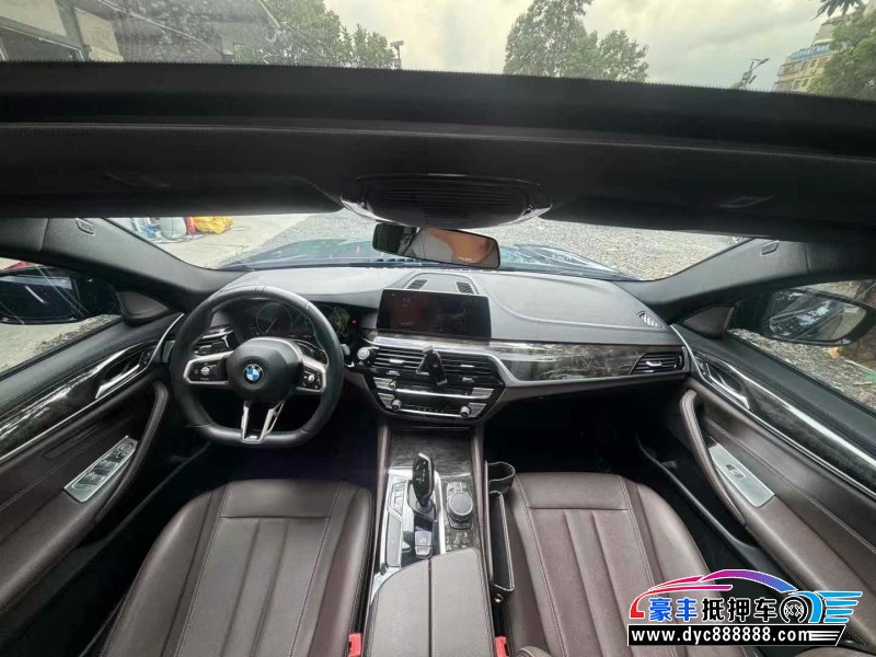 18年宝马5系轿车抵押车出售