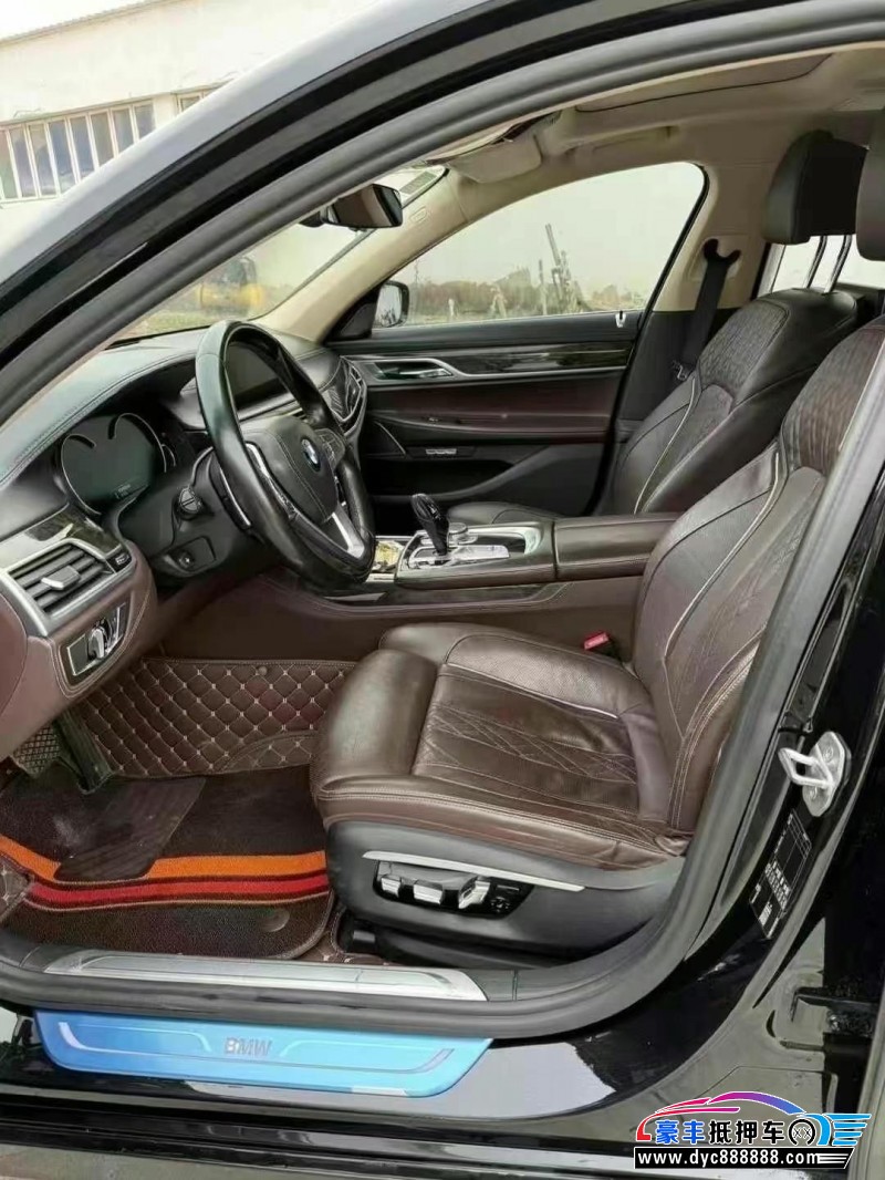 17年宝马7系轿车抵押车出售