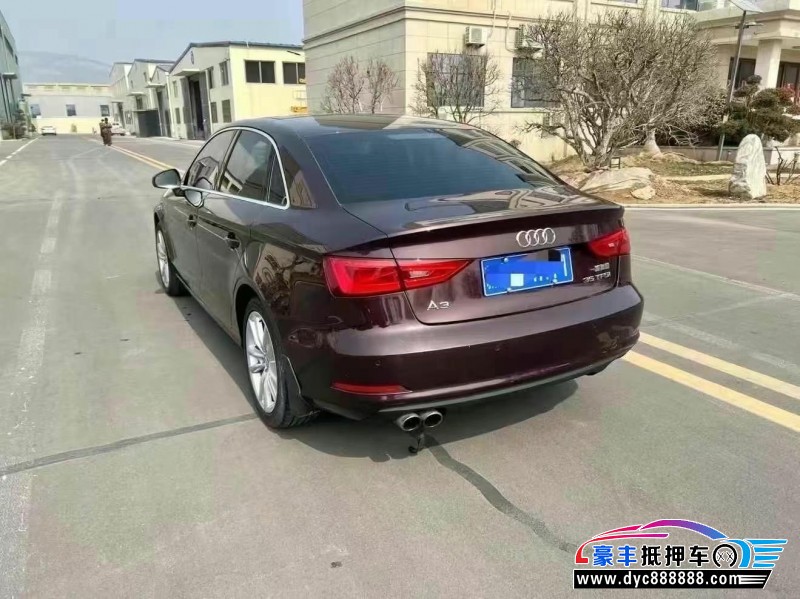 17年奥迪A3轿车抵押车出售