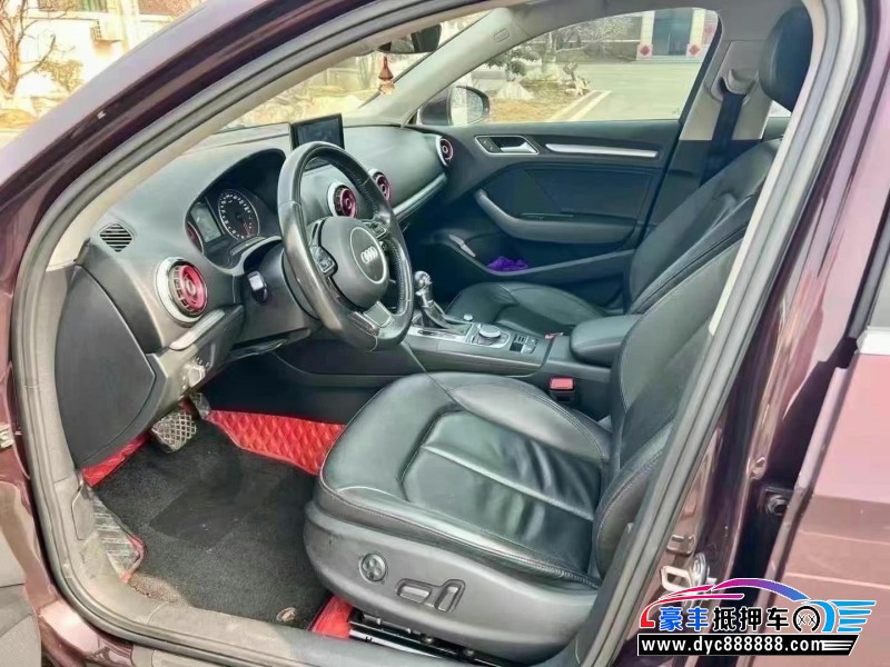 17年奥迪A3轿车抵押车出售