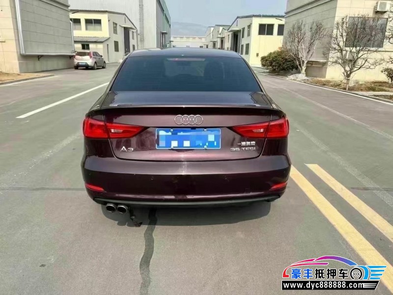 17年奥迪A3轿车抵押车出售