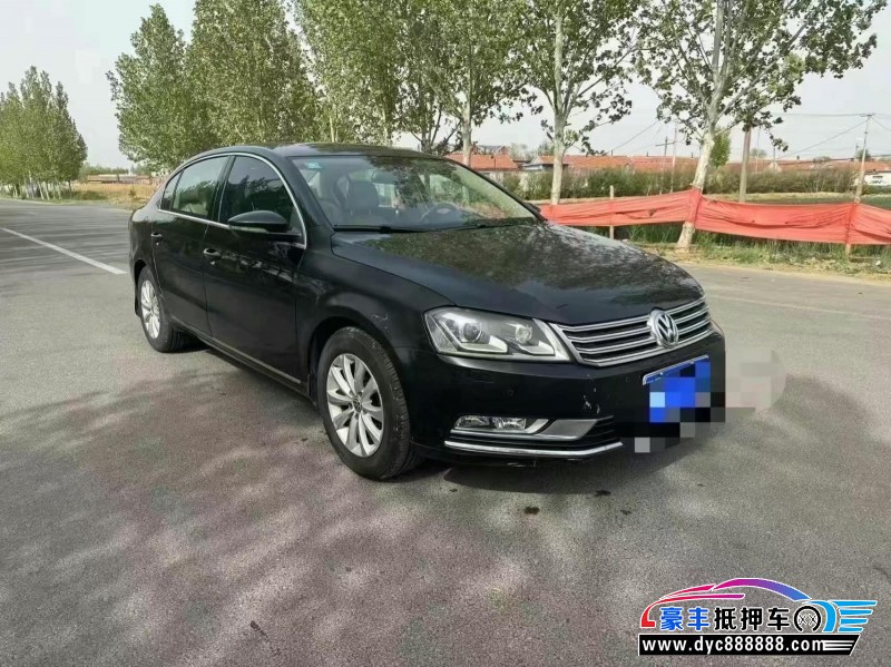 13年大众迈腾轿车抵押车出售