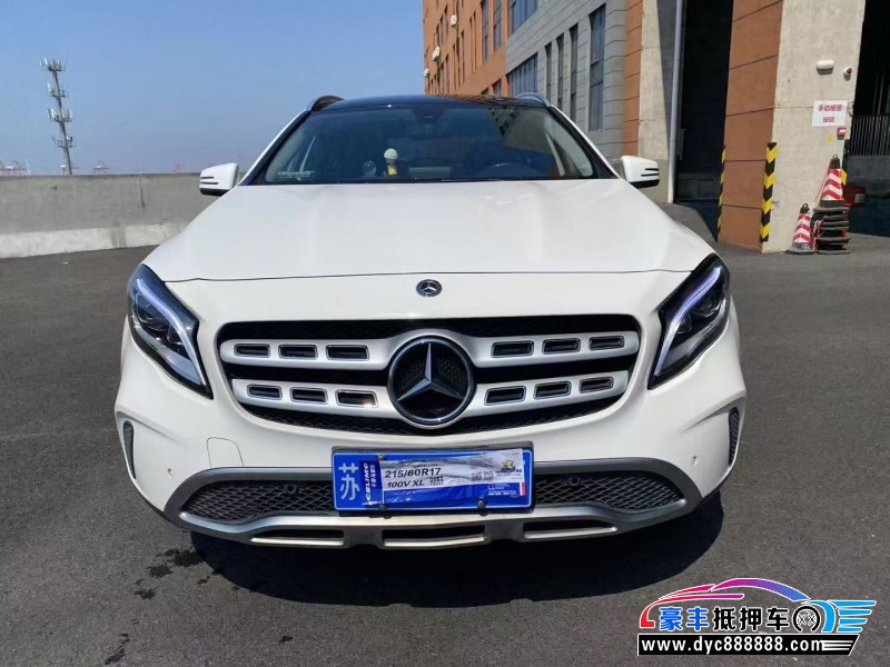 19年奔驰GLA轿车抵押车出售