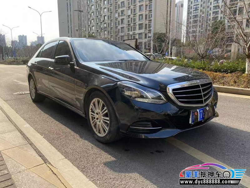 15年奔驰E轿车抵押车出售