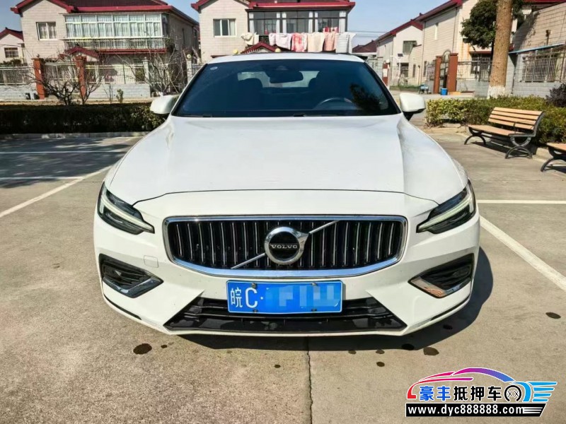 21年沃尔沃S60轿车抵押车出售