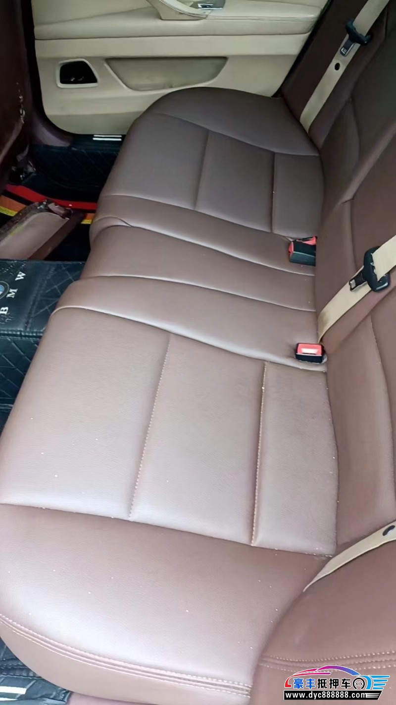 13年宝马5系轿车抵押车出售