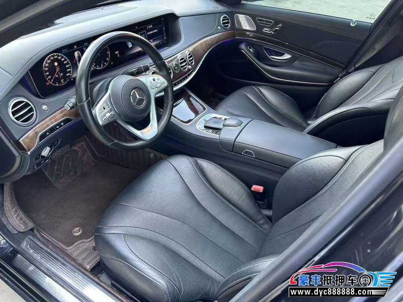 19年奔驰S轿车抵押车出售