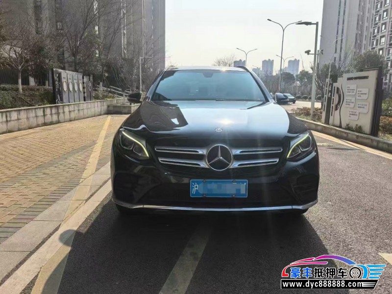 19年奔驰GLC轿车抵押车出售