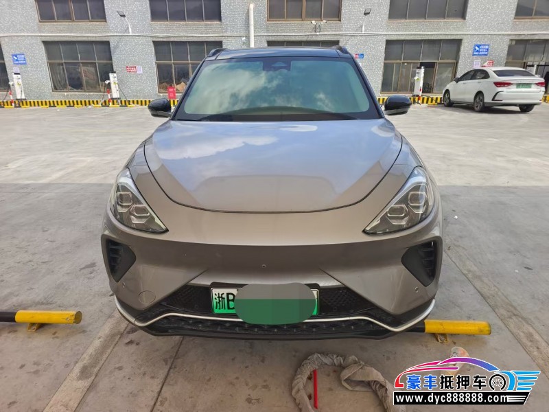 22年极狐阿尔法T轿车抵押车出售