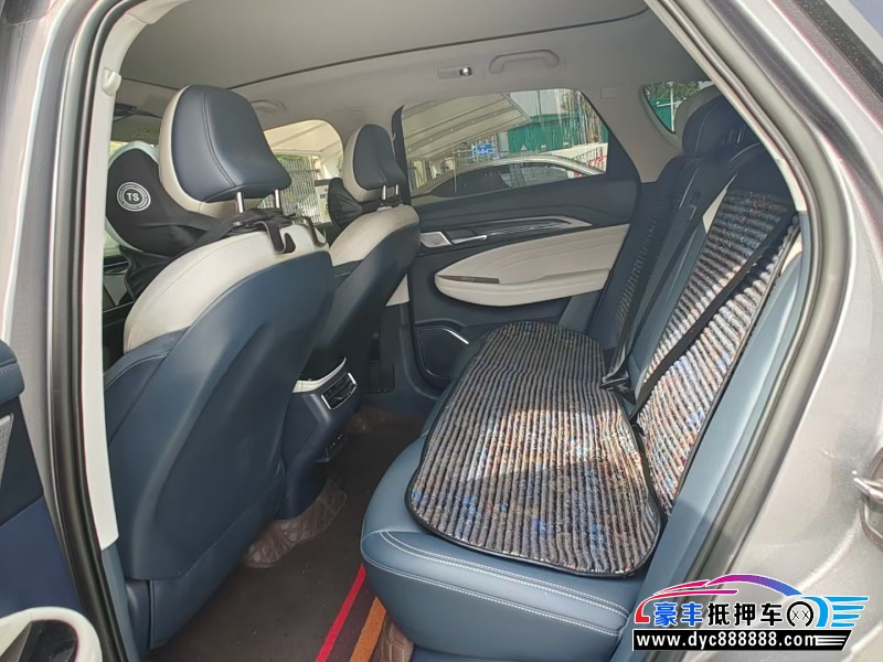 22年极狐阿尔法T轿车抵押车出售