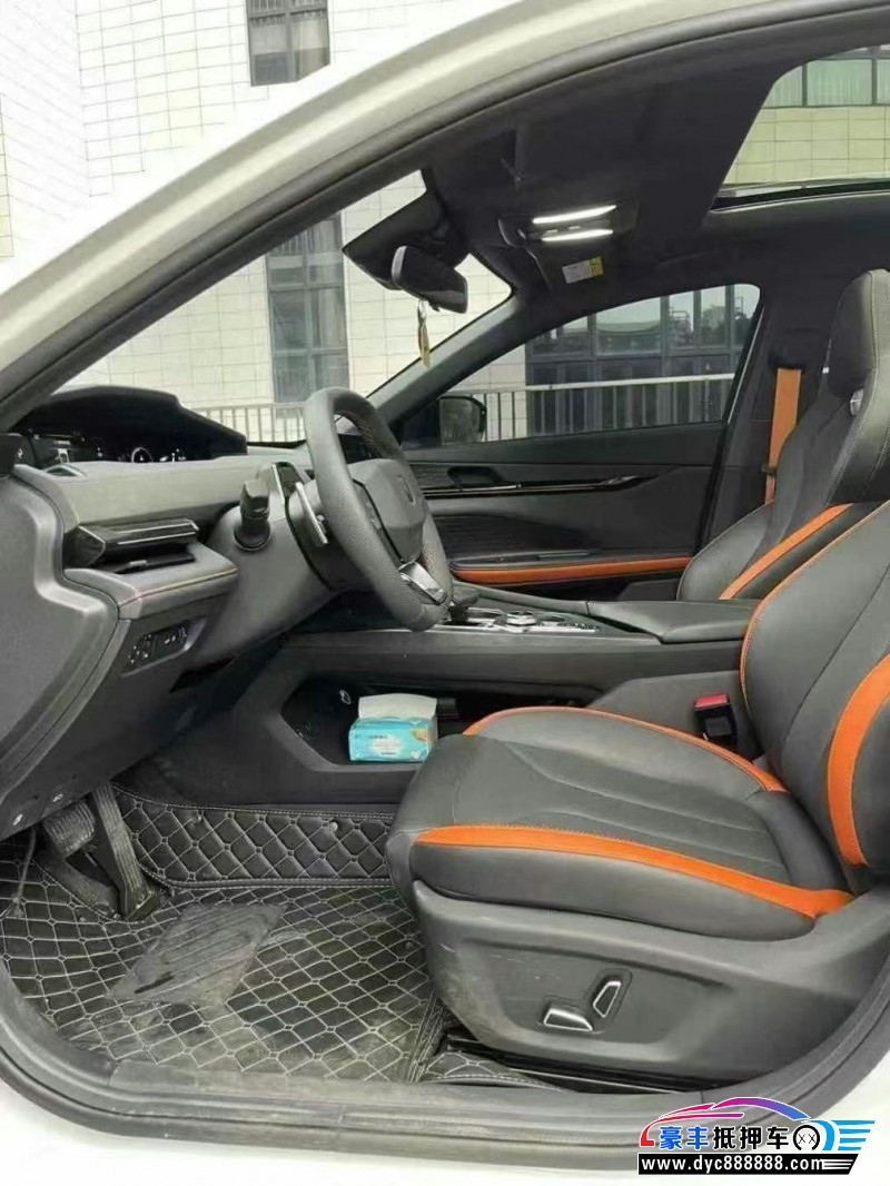 23年长安长安UNI轿车抵押车出售