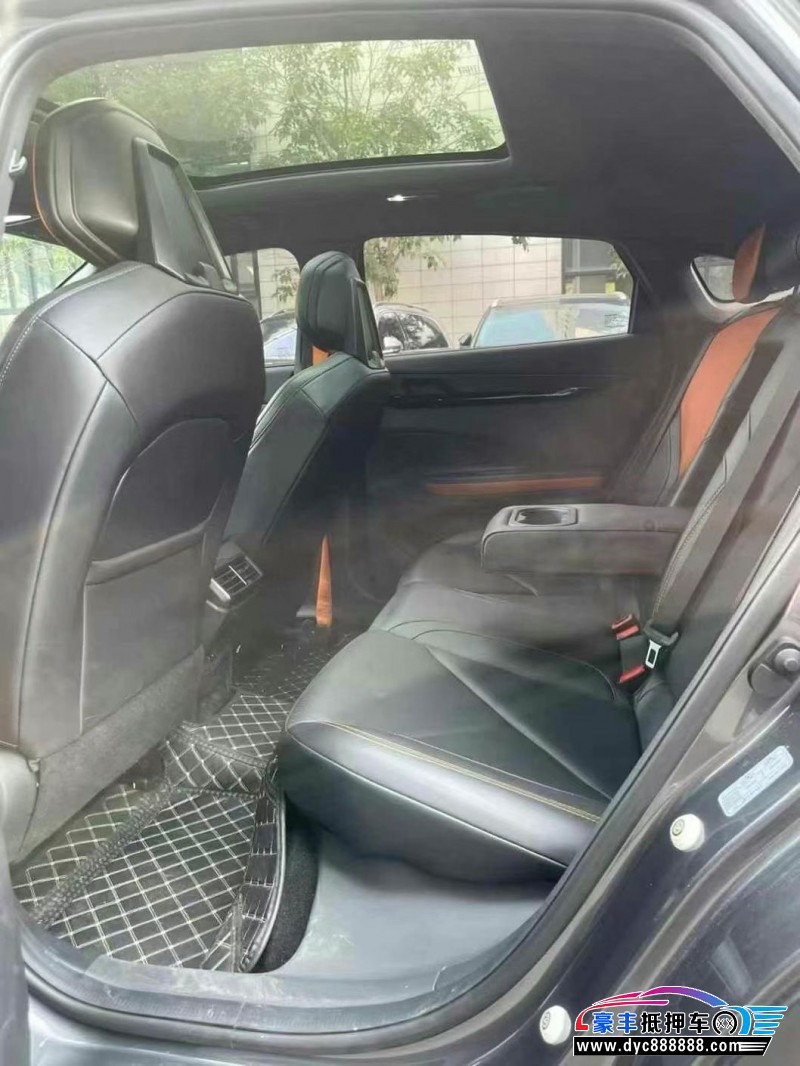 23年长安长安UNI轿车抵押车出售