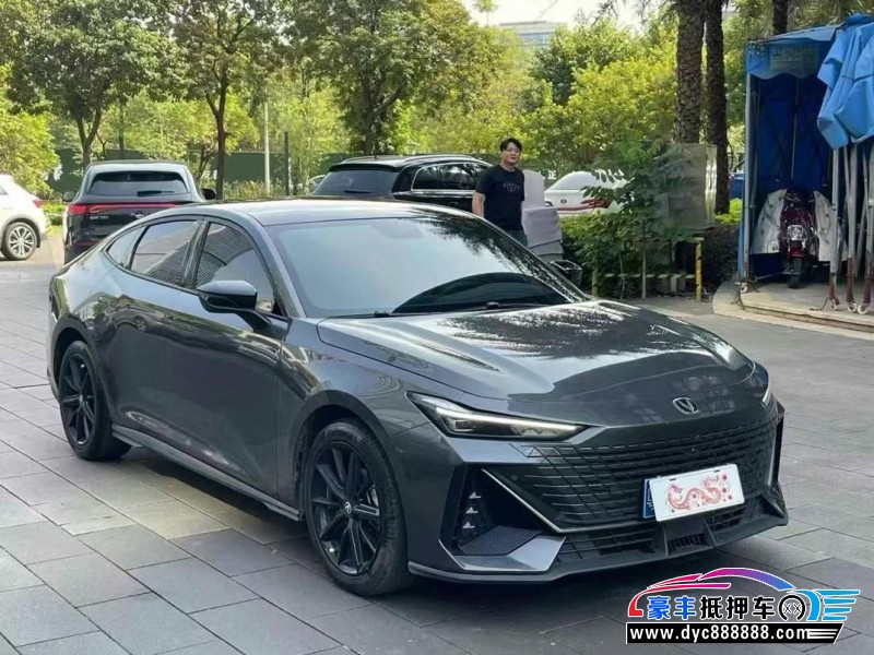 23年长安长安UNI轿车抵押车出售