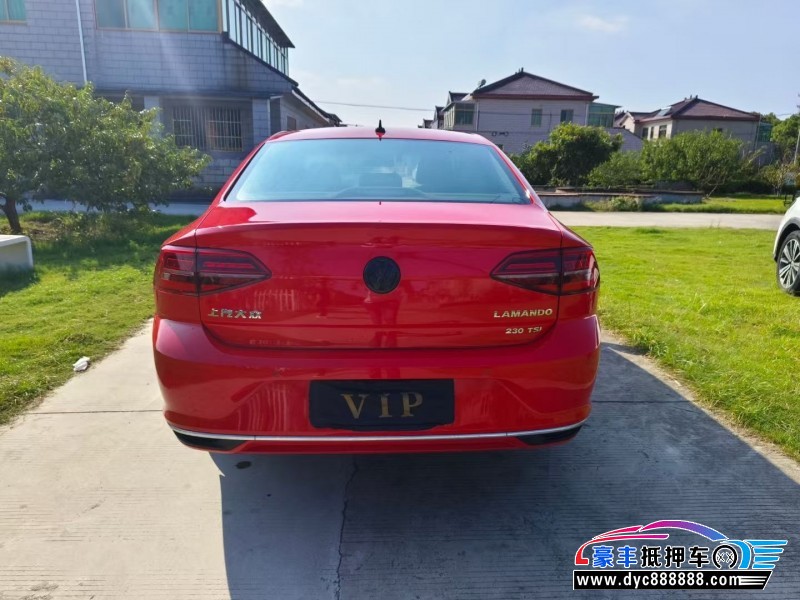 21年大众凌渡轿车抵押车出售