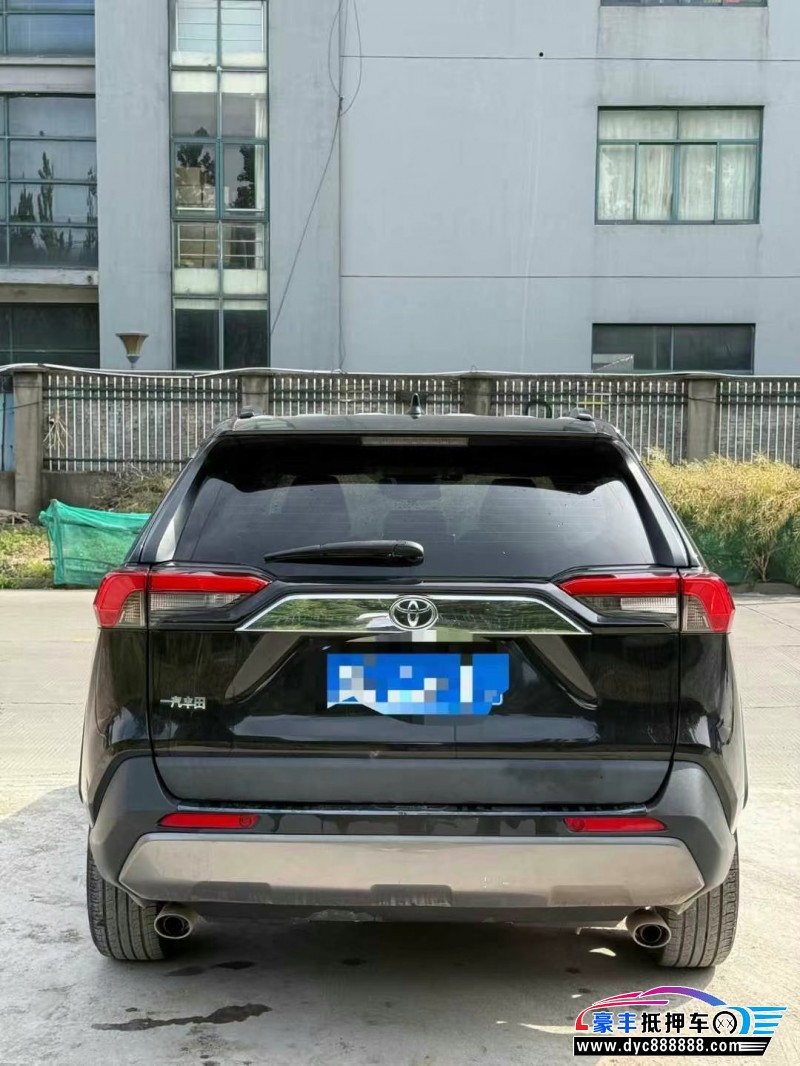 20年丰田RAV4轿车抵押车出售