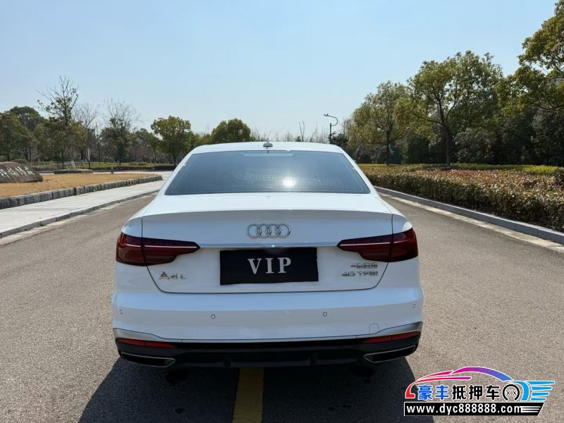 21年奥迪A4L轿车抵押车出售