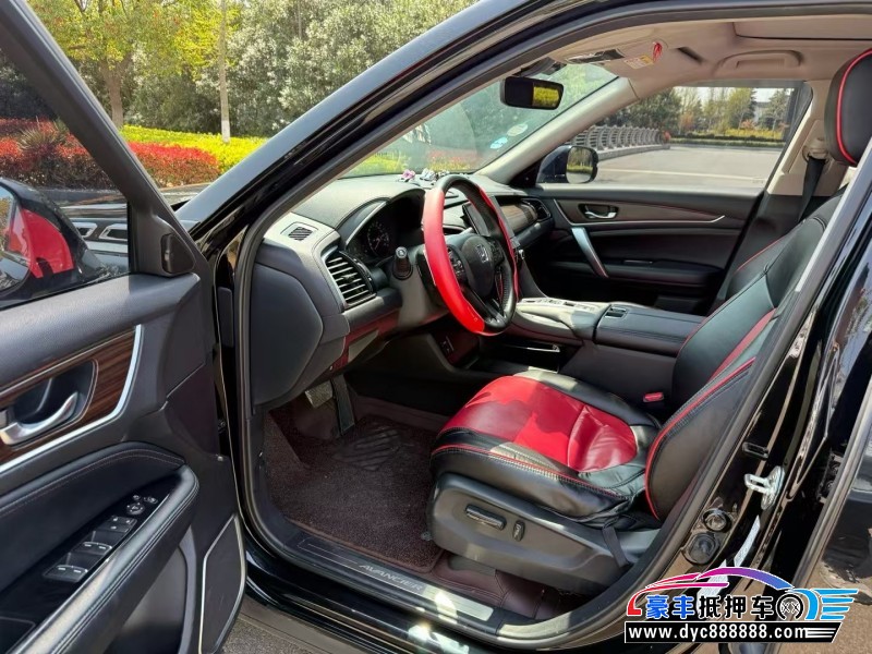 19年本田冠道轿车抵押车出售