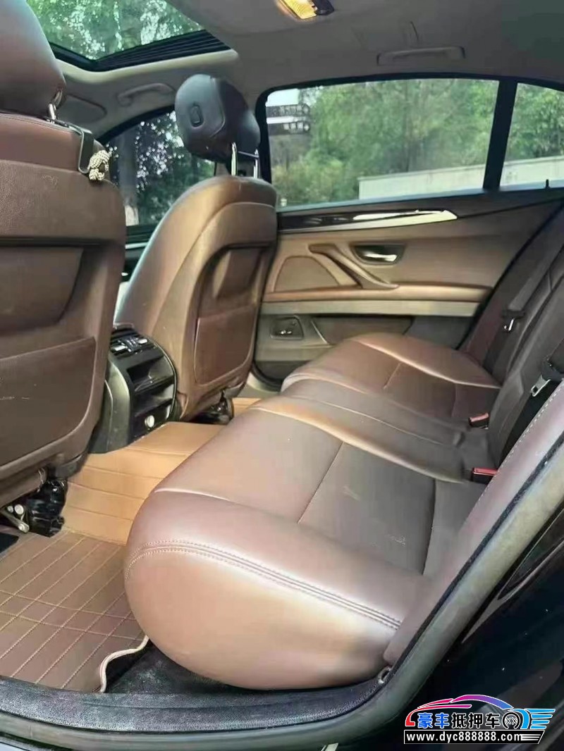 16年宝马5系轿车抵押车出售