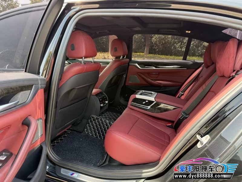 19年宝马5系轿车抵押车出售