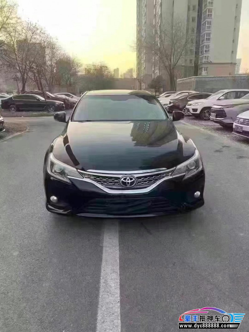 15年丰田锐志轿车抵押车出售