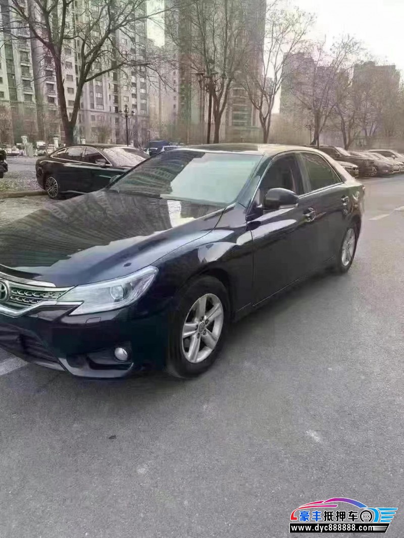 15年丰田锐志轿车抵押车出售