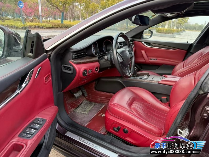 18年玛莎拉蒂总裁轿车抵押车出售