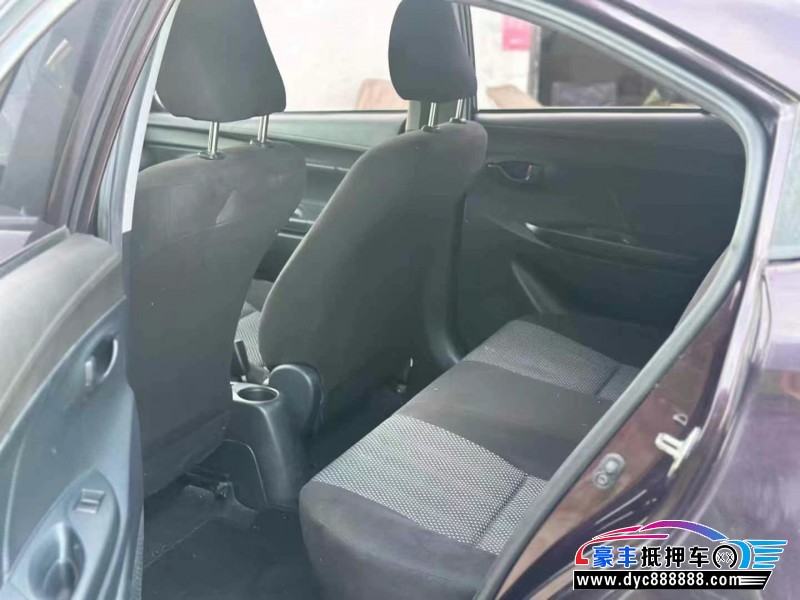 16年丰田威驰轿车抵押车出售