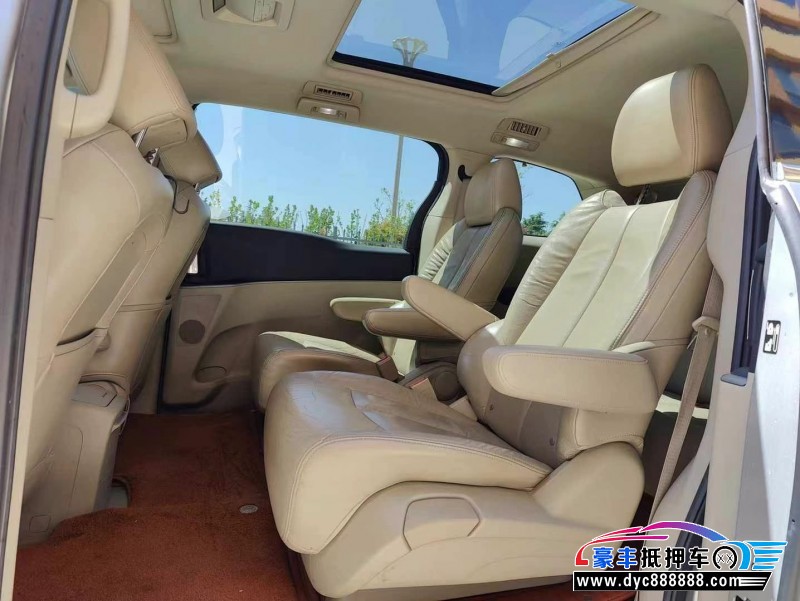 14年别克GL8轿车抵押车出售