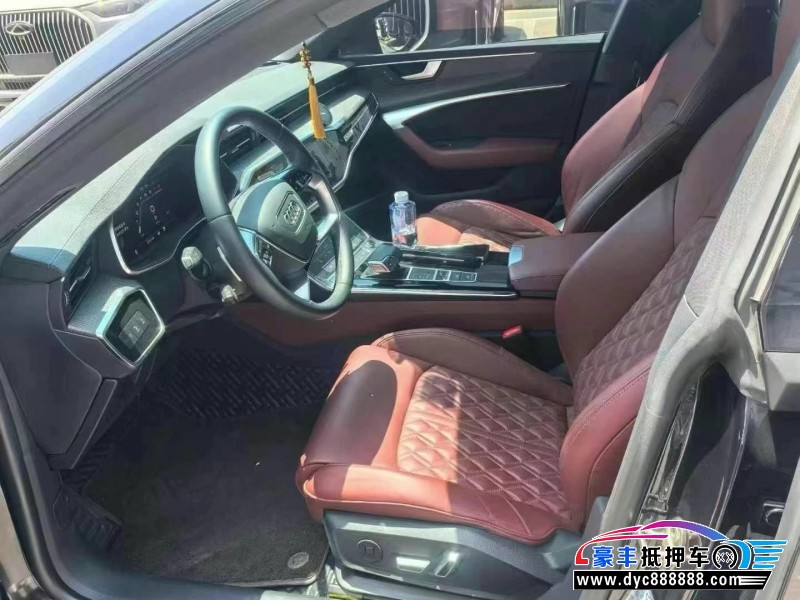 23年奥迪A7轿车抵押车出售