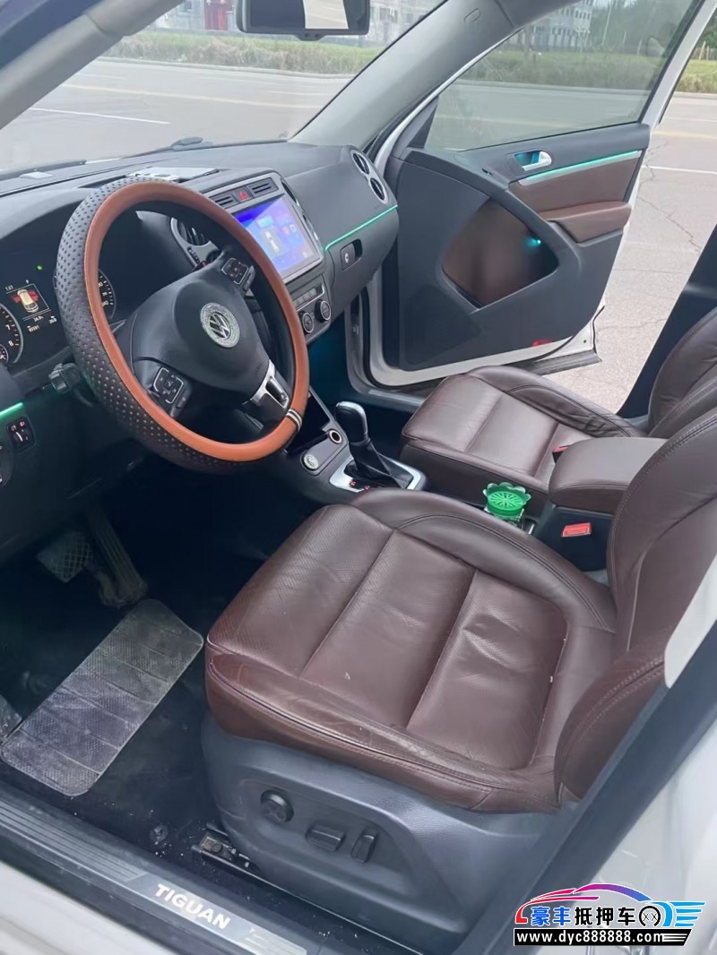 17年大众途观轿车抵押车出售