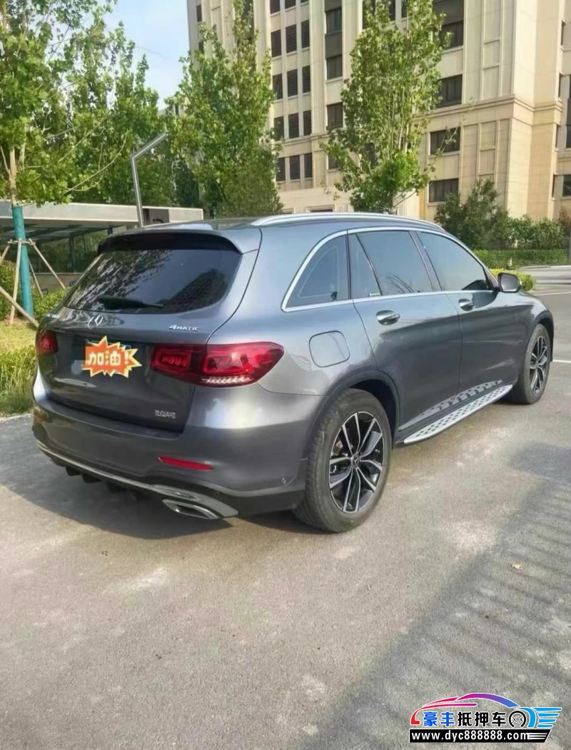 19年奔驰GLC轿车抵押车出售