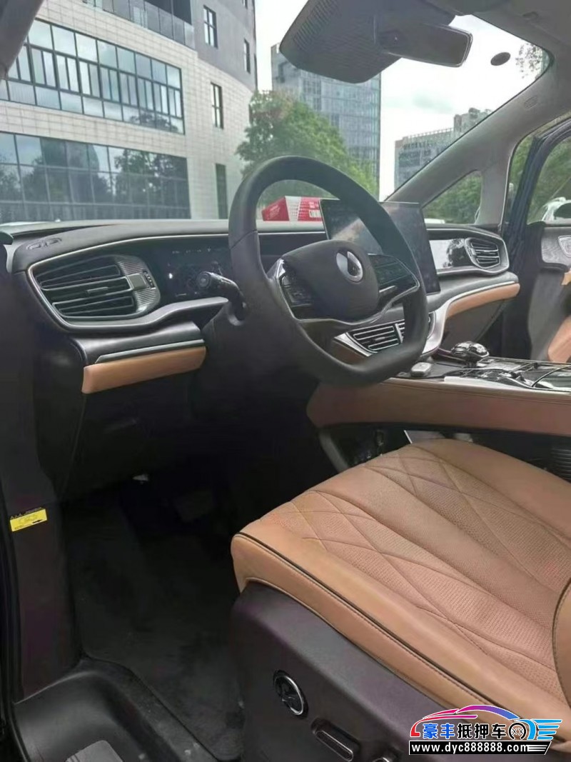 24年腾势D9轿车抵押车出售