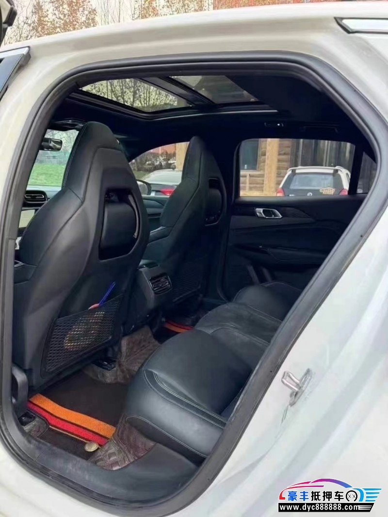 21年领克03轿车抵押车出售