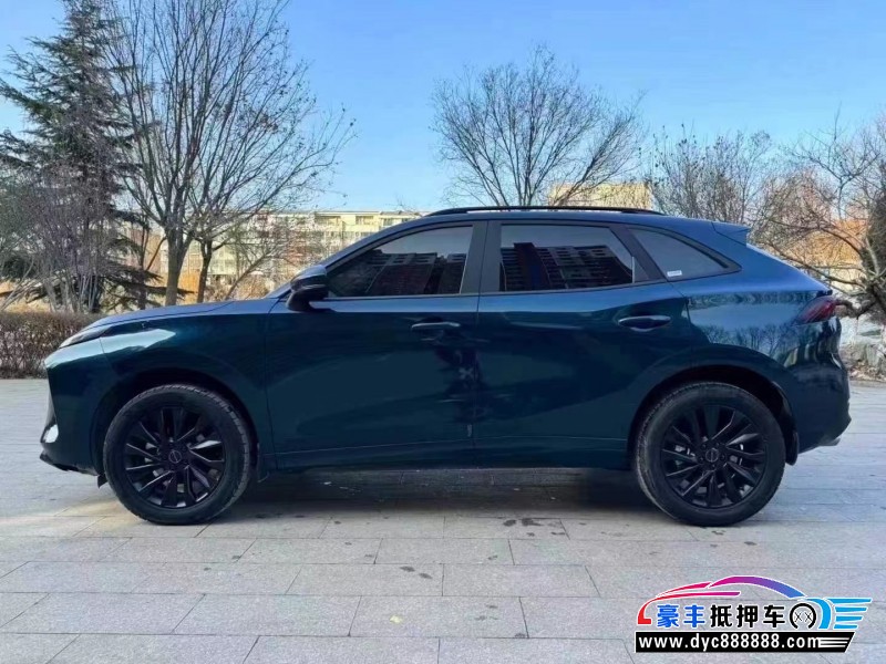 23年东风风行T5轿车抵押车出售