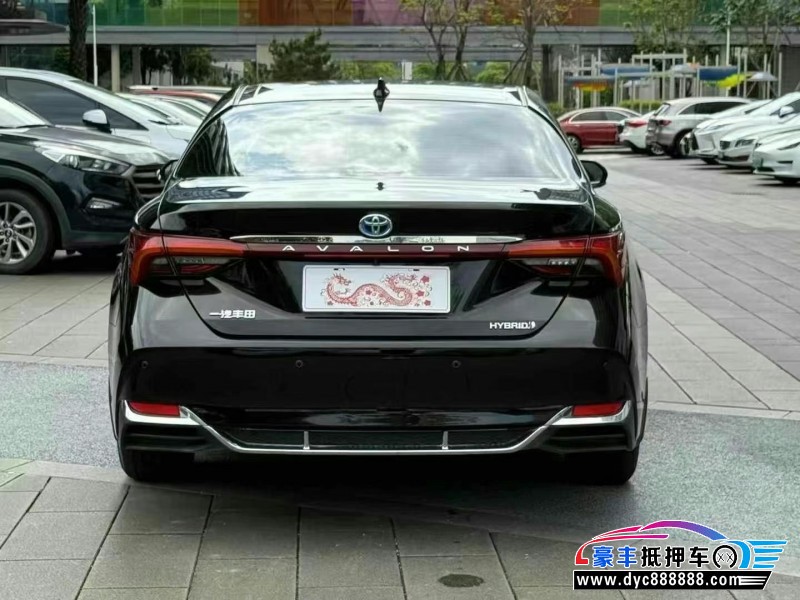 22年丰田亚洲龙轿车抵押车出售