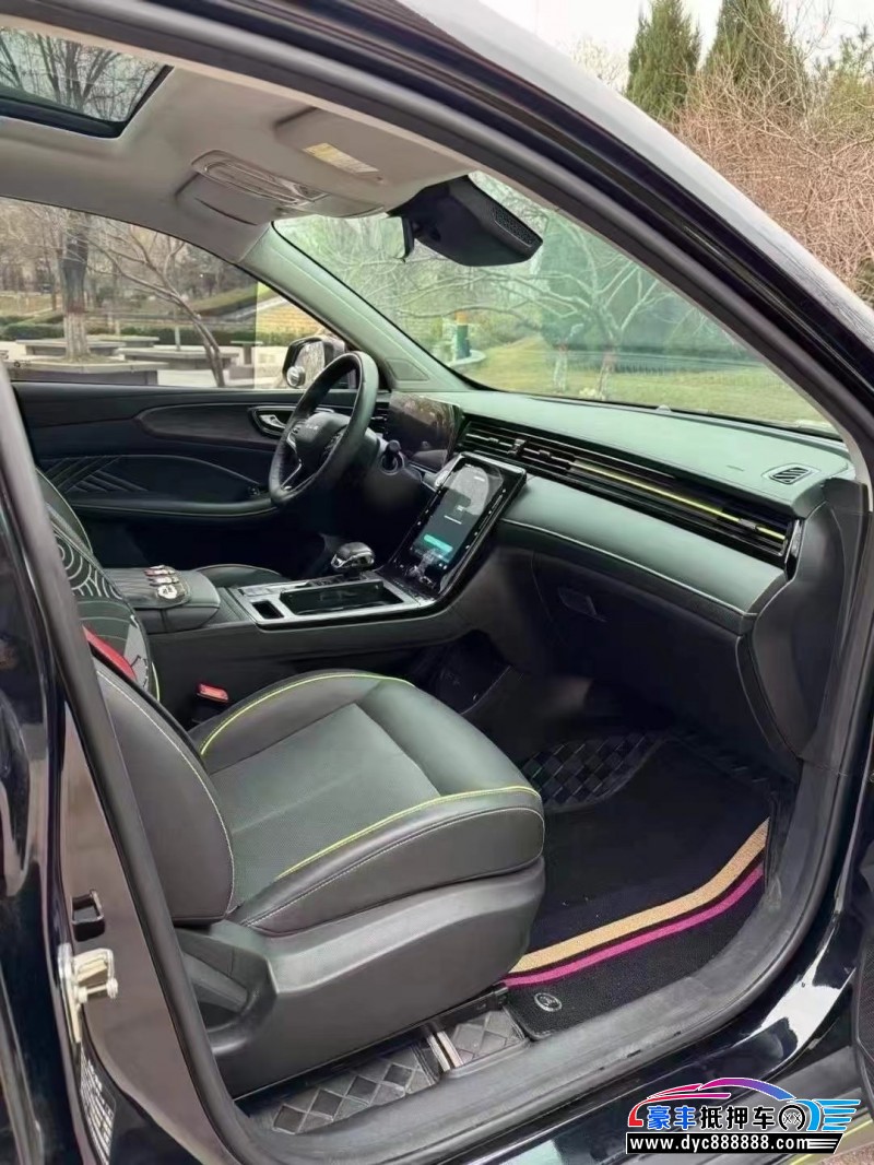 22年荣威RX5轿车抵押车出售