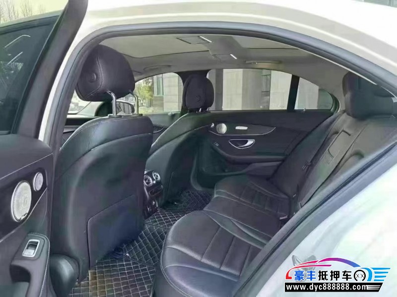 20年奔驰C轿车抵押车出售