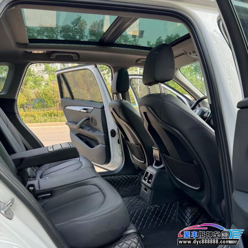 18年宝马X1轿车抵押车出售