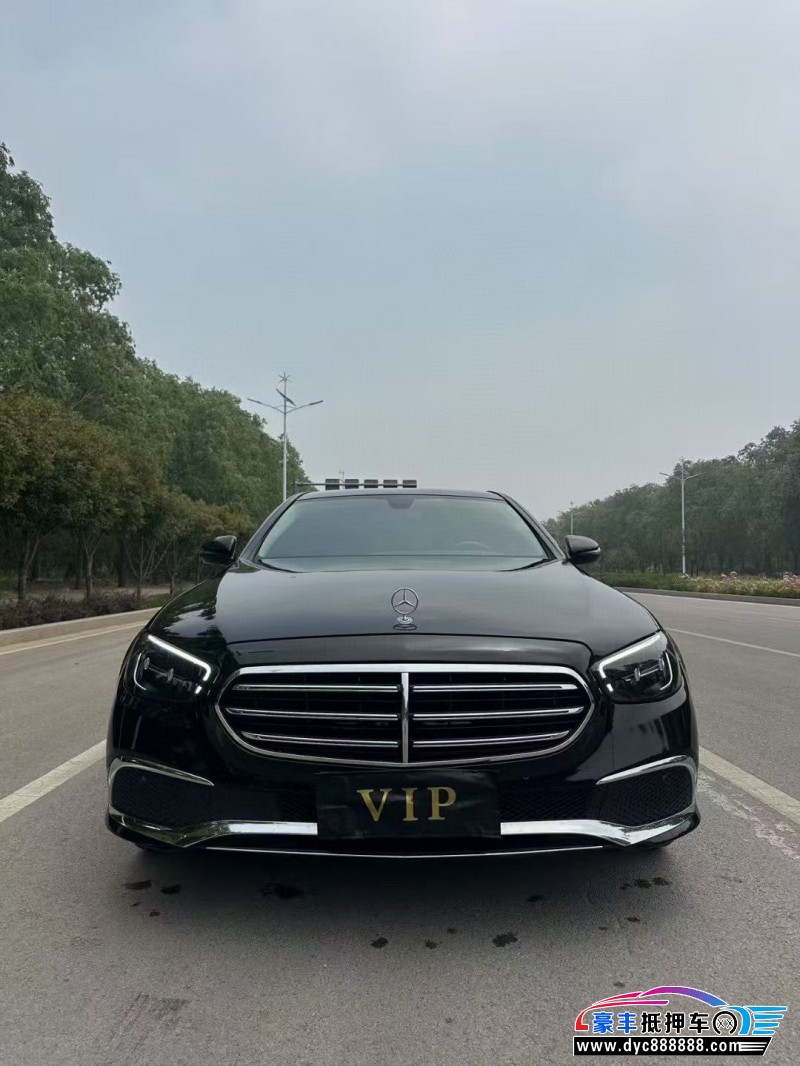 20年奔驰E轿车抵押车出售